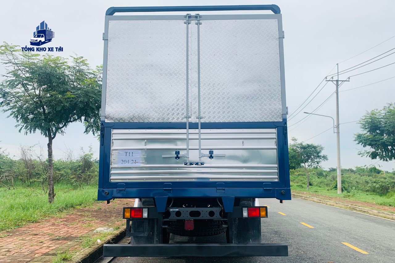 ChengLong M3 200HP (6 Máy) Thùng 8m3 Tải 8.5 Tấn